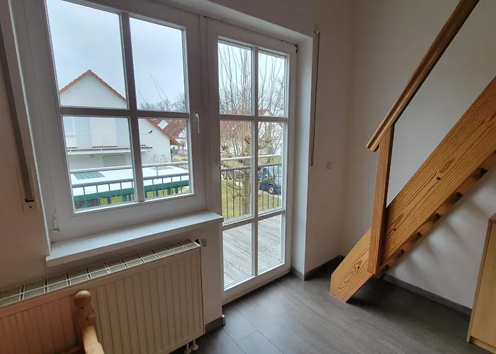 Semesterbostad Zum Kranichblick *